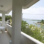Paklenica Sport شقة *