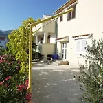 شقة Paklenica Sport